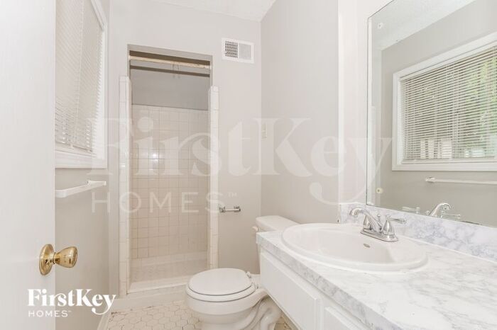 Building Photo - 5374 Jordan Dr