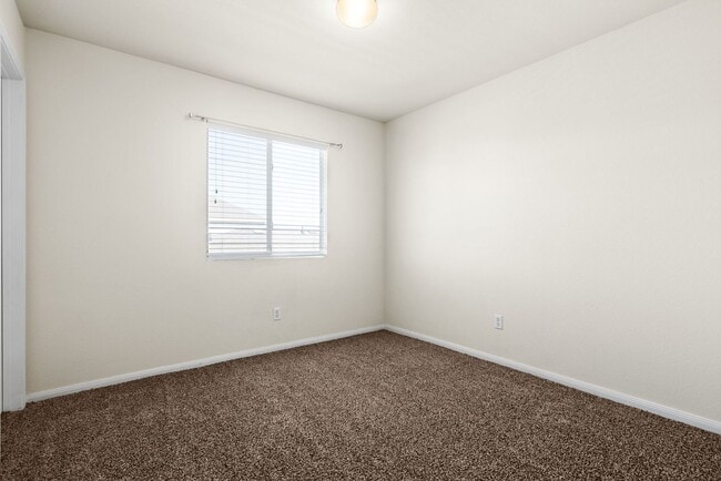Building Photo - 5609 Capricorn Loop