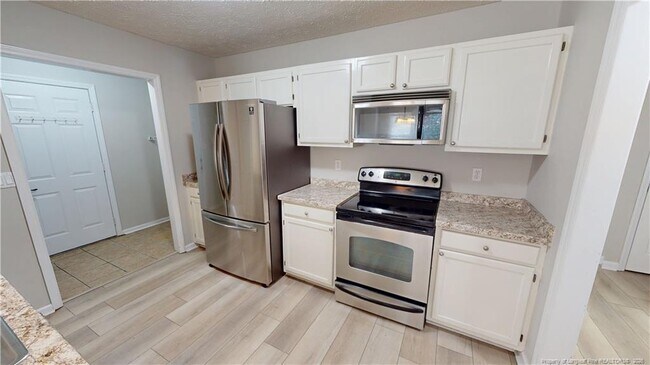 Building Photo - 5811 Mondavi Pl