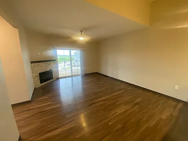Building Photo - 2869 Spring Rose Cir