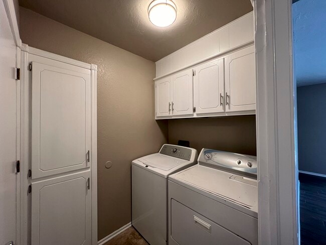 Building Photo - 12224 SW 14th St