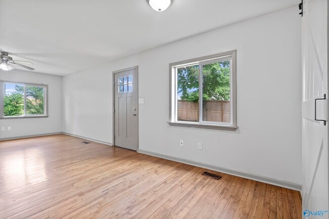 Building Photo - 298 Harbin Rd