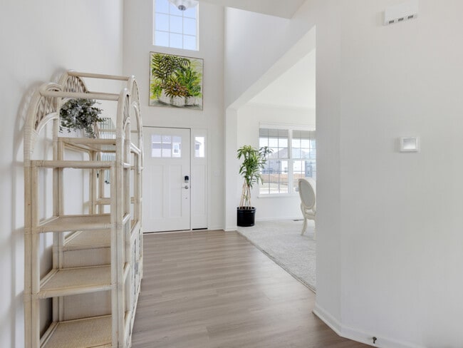 Building Photo - 1812 Empress Dr