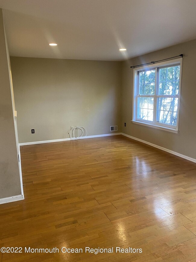 Building Photo - 887 Crimson Ct