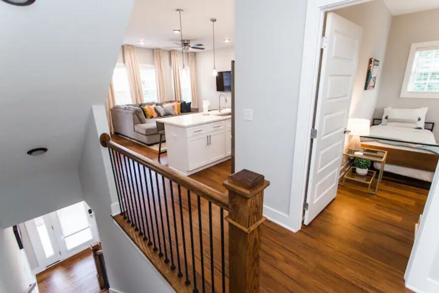 Building Photo - 421 Elysian Fields Rd