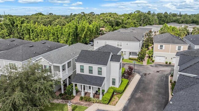 Building Photo - 845 Aurora Way