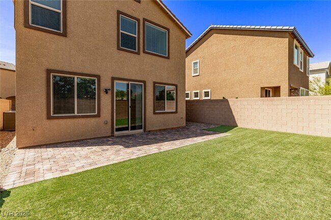 Building Photo - 8902 Bucco Reef Ave