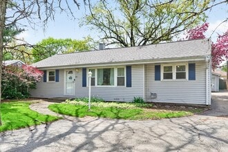 Building Photo - 33356 N Sears Blvd