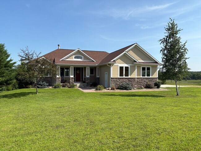 Primary Photo - 220 Meadow Woods Dr