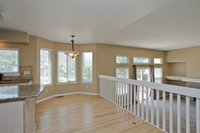 Building Photo - Beautiful 3BR Home in the Foothills of Golden