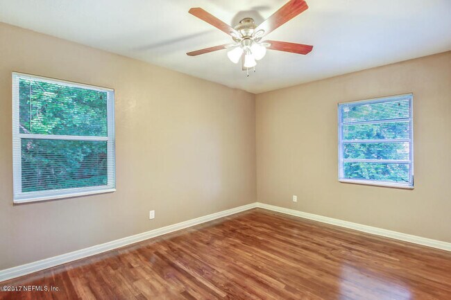 Building Photo - 6255 Randia Dr