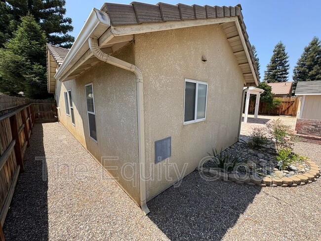 Building Photo - 314 S Citrus Ct