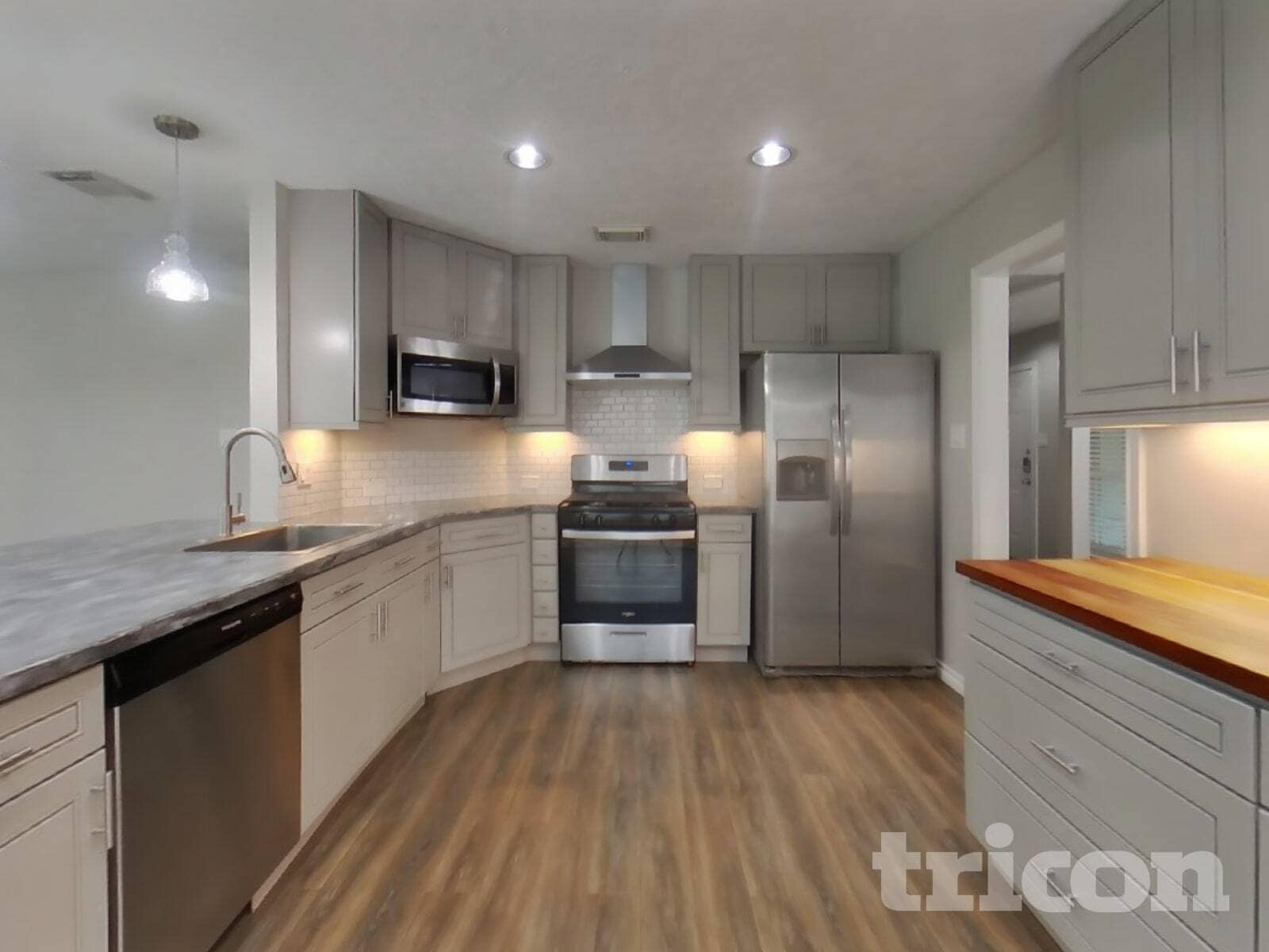 Building Photo - 15614 Fox Springs Dr