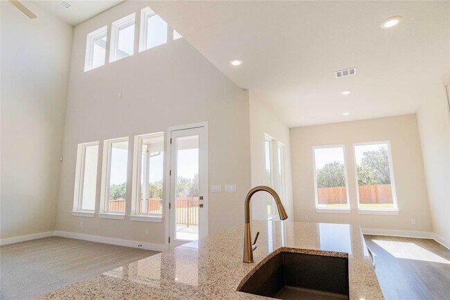 Building Photo - 1252 Lavender Wy