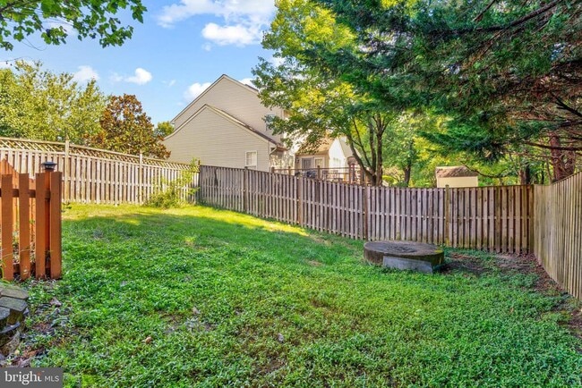 Building Photo - 7505 Castle Rock Dr