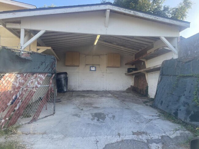 Building Photo - 4037 National Ave