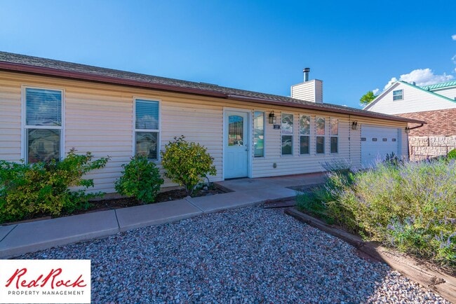 Building Photo - Bright & Spacious 3-Bed, 2-Bath Home in Wa...