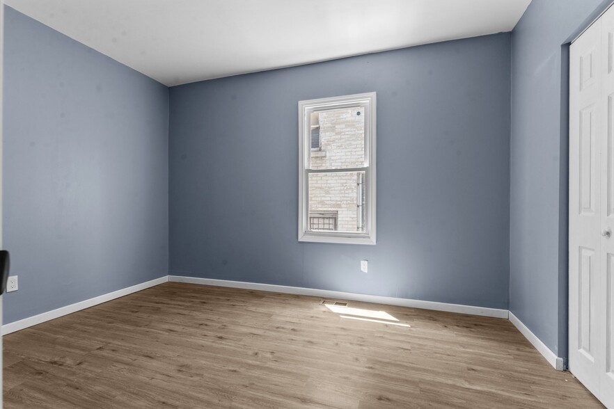Building Photo - 2648 Tuxedo St