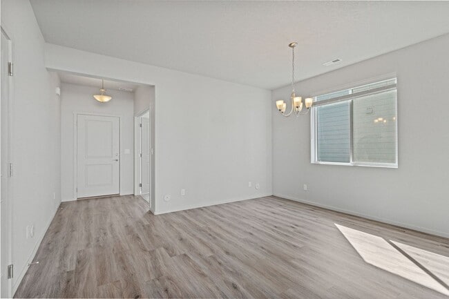 Building Photo - 1422 N Corbin Rd