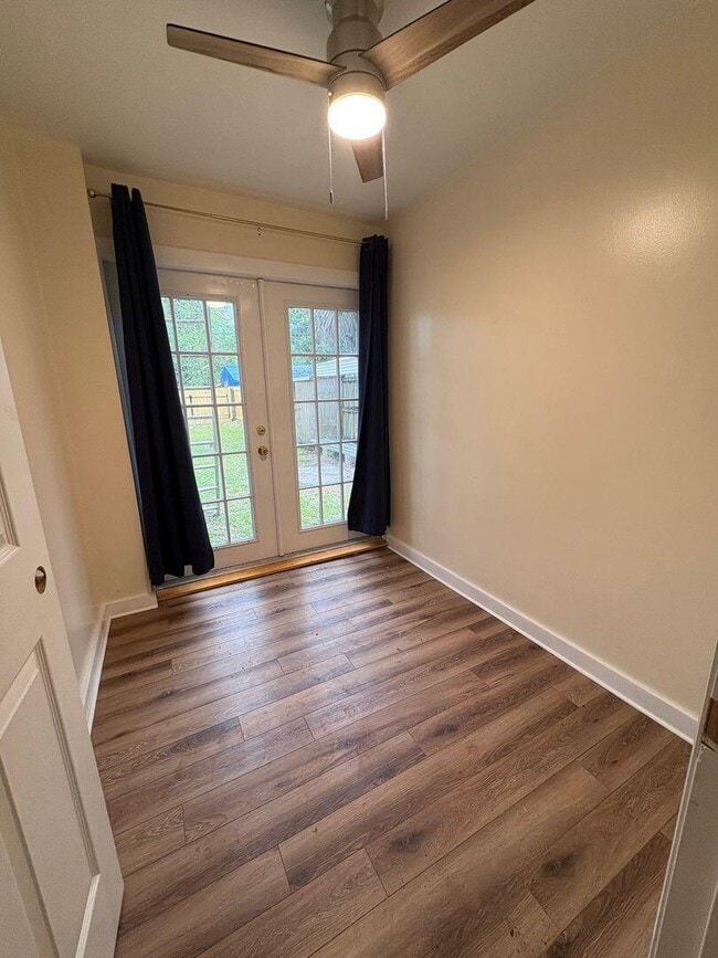 Building Photo - 810 Citrus Ave