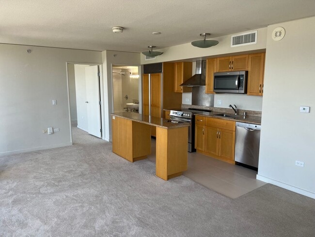 Building Photo - 1 bed / 1 Bath / 1 Parking @ Moana Pacific
