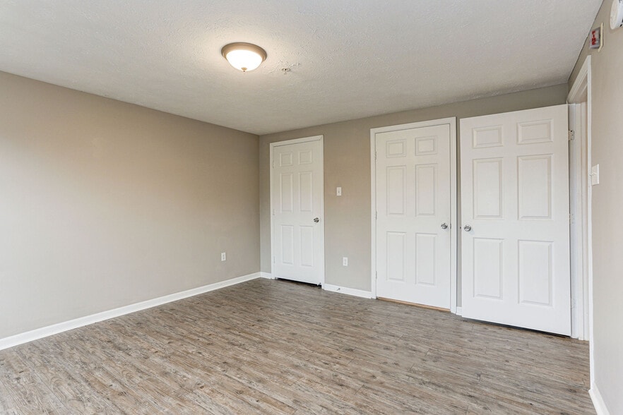 Building Photo - 624 Jupiter Hills Court