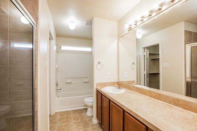 Building Photo - 16423 Noble Meadow Ln