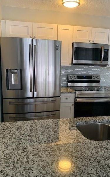 Building Photo - 6020 Peregrine Ave