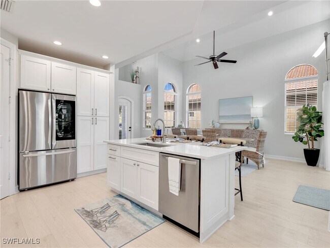 Building Photo - 6096 Dogleg Dr