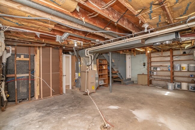 Building Photo - 110 N Bluff St