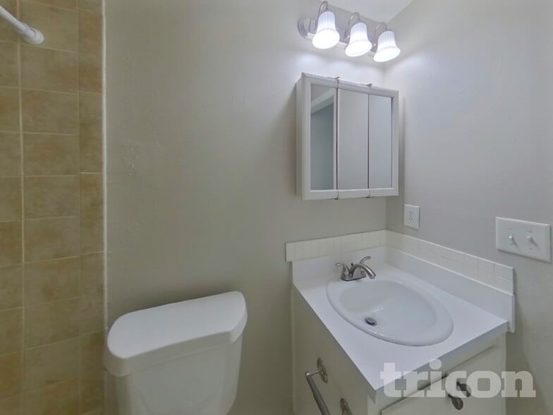 Building Photo - 83151 St Mark Dr