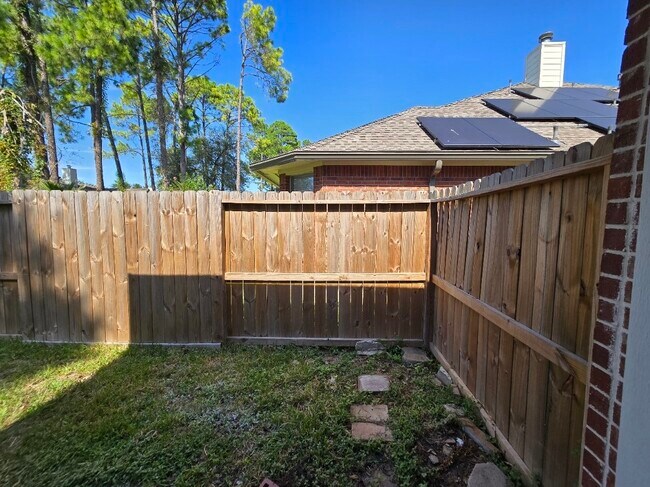 Building Photo - 18631 Mosshill Estates Ln