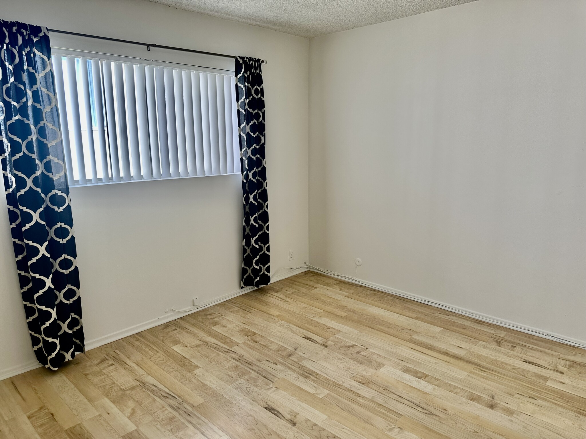 Building Photo - 4325 Dixie Canyon Ave