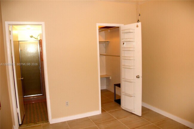 Building Photo - 70 Hammond Dr