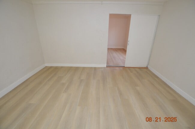 Building Photo - 6751 Sebring St