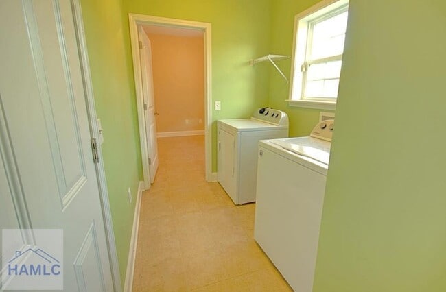 Building Photo - 1206 Peacock Trail