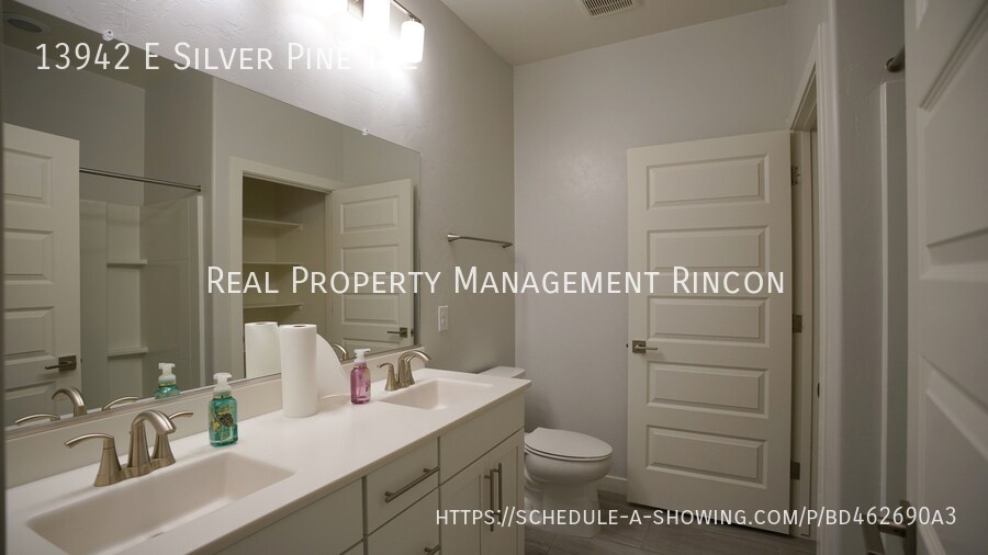 Building Photo - 13942 E Silver Pne Trl