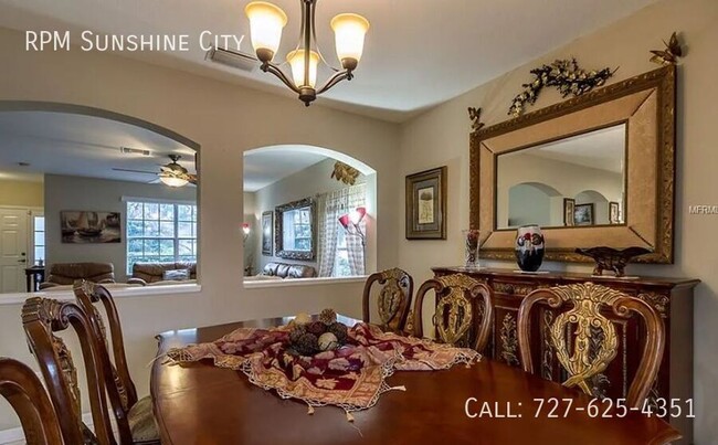 Building Photo - 8011 Terrace Ridge Dr