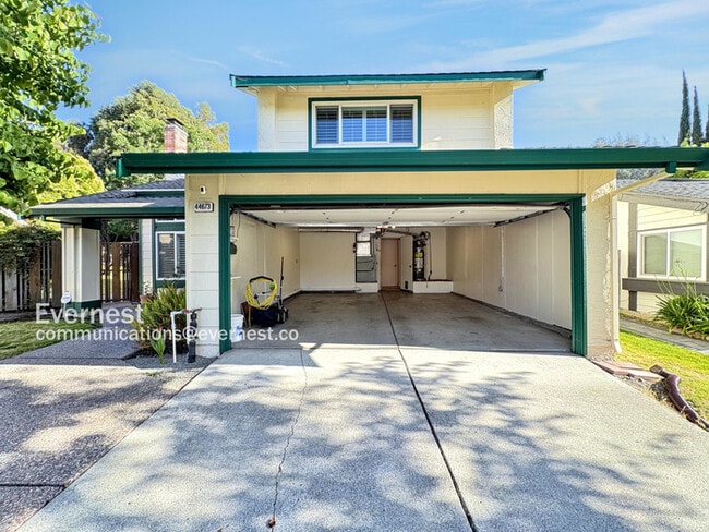 Building Photo - 44673 Japala Pl