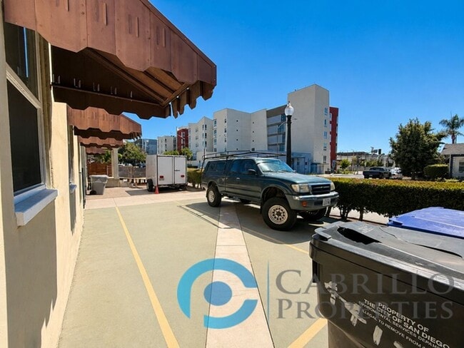 Building Photo - 4413 44th St