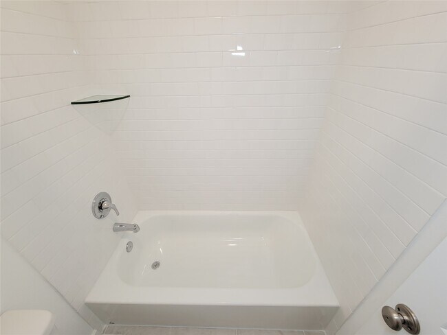 Building Photo - 19730 Riverbed Ln