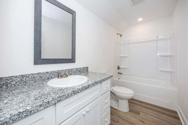 Building Photo - Brand-New Pet-Friendly 3BR/3BA Home with Large Bonus Room in Ocean Springs!