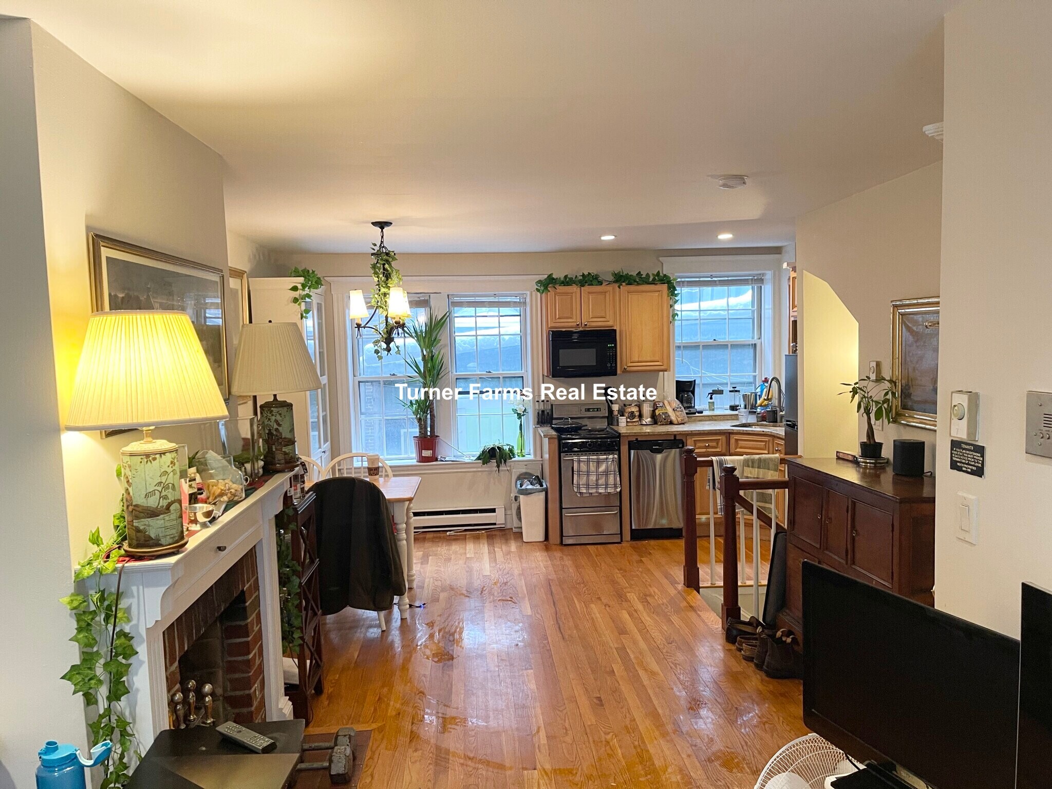 Building Photo - 16 Cedar Lane Way