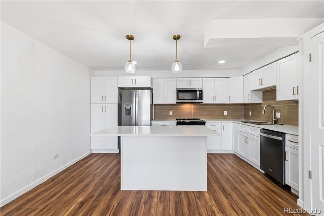 Building Photo - 3047 W 47th Ave