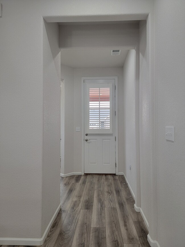 Building Photo - 26891 E Byers Ave