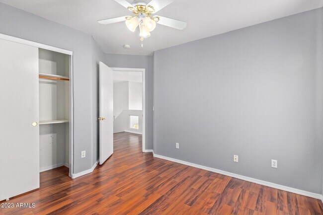 Building Photo - 3316 E Tierra Buena Ln