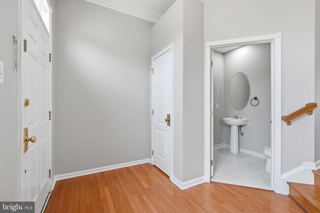 Building Photo - 25196 Whippoorwill Terrace