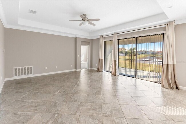 Building Photo - 11954 Cinnamon Fern Dr