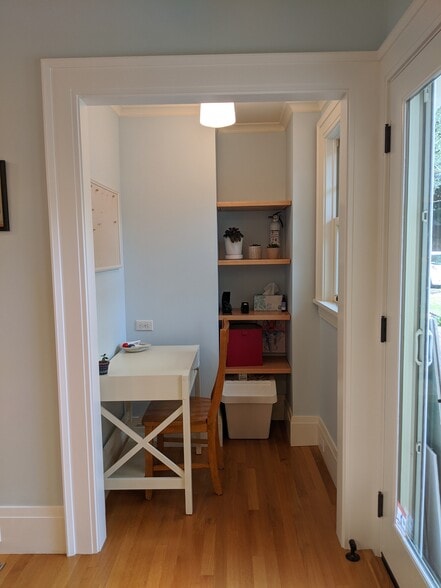 Office/nook next to kitchen - 2216 SE 24th Ave