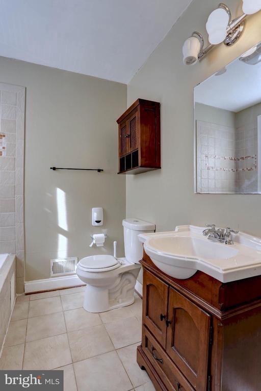 Building Photo - 3706 Harlem Ave